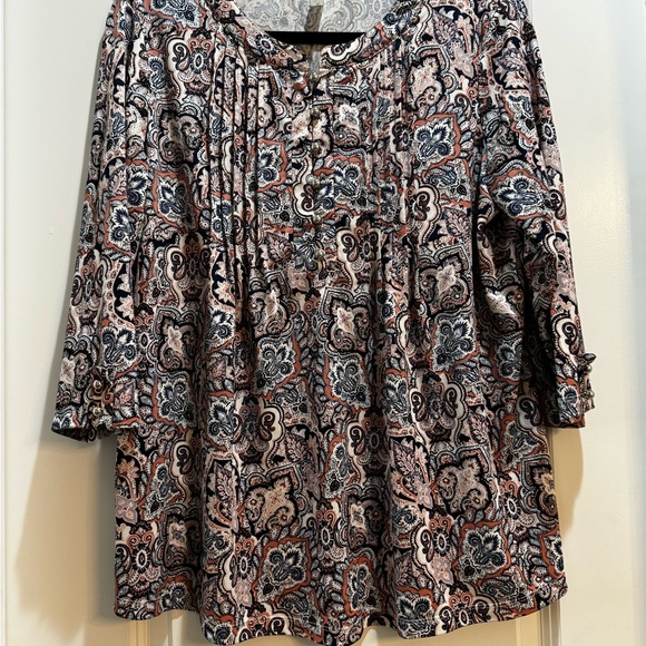 PerCeption Concepts Beige/Blue Paisley Top Pinned Front Buttons 3/4 Sleeves lar - Picture 5 of 7